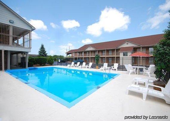 Econo Lodge Lebanon Bagian luar foto